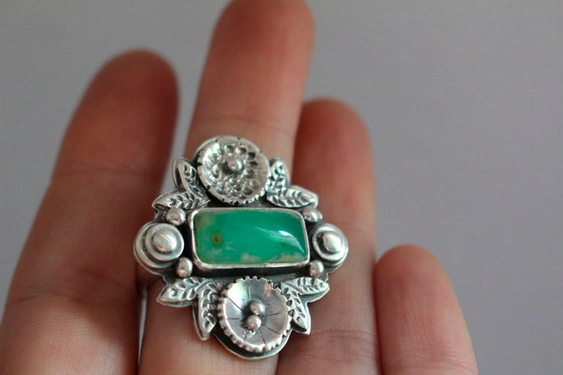 Oriental lotus, flower of renewal ring in silver and chrysoprase