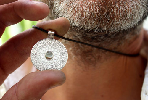 Odeline, medieval shield pendant in sterling silver and aquamarine