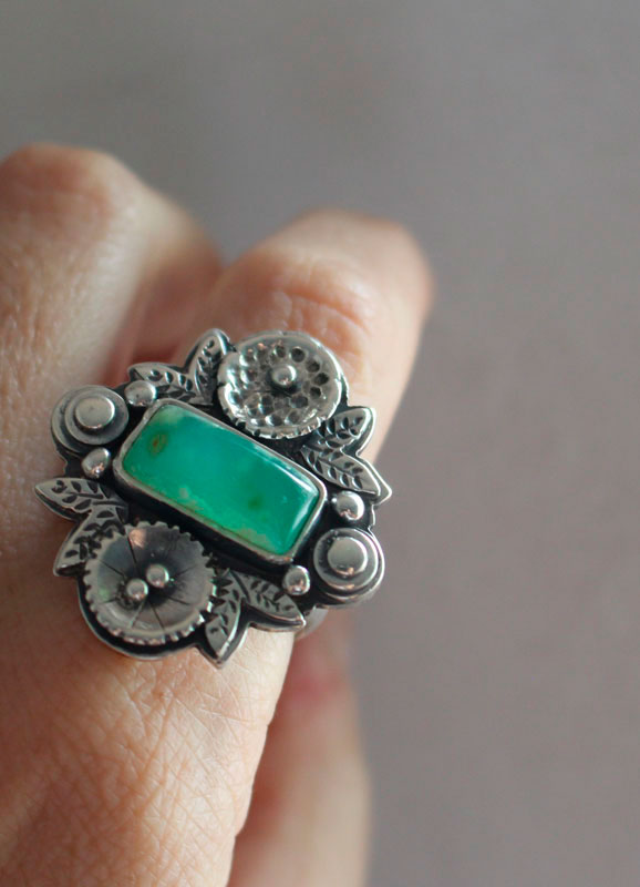 Oriental lotus, flower ring in sterling silver and chrysoprase