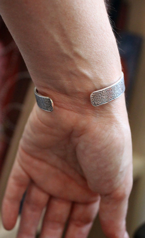 Oriental perfume, paisley bracelet in sterling silver