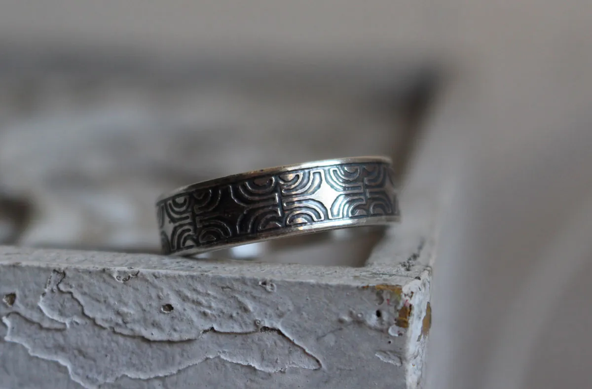 Peka’enana, Polynesian cross ring in sterling silver