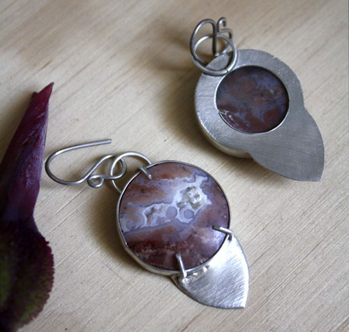 Perseverance, tenacity earrings in sterling silver and youngite