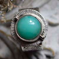 Pond nymph, waterlily leaf ring in silver and chrysoprase
