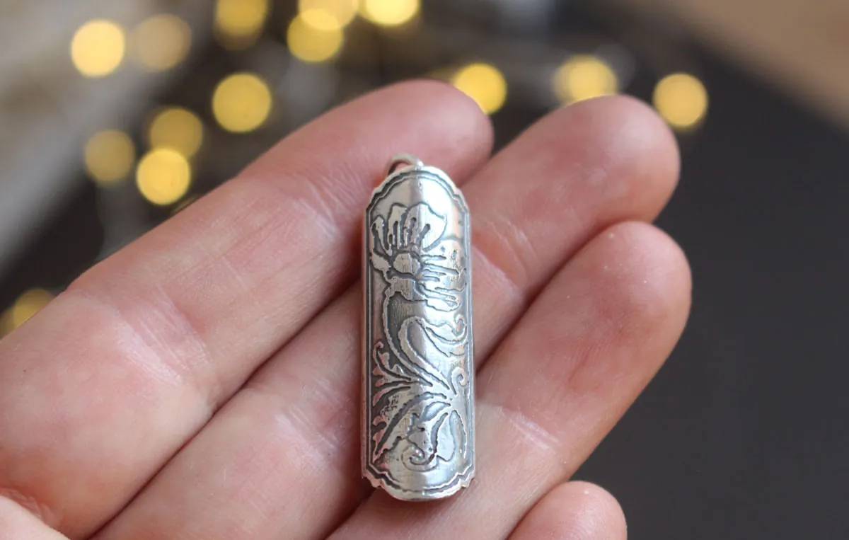 Poppy flower case, tubular botanical and aromatherapy pendant in silver