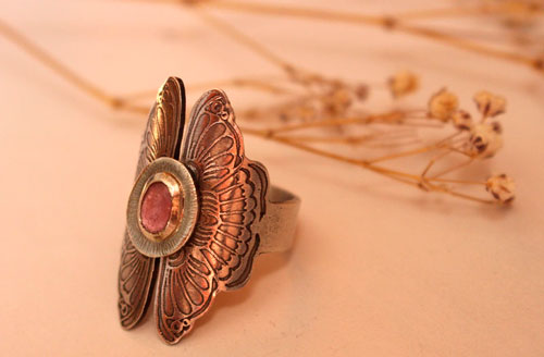 Psyche, loving butterflies ring in silver and pink sapphire