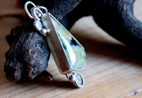 Quetzalcóatl, Aztec pyramid pendant in silver and rainforest jasper