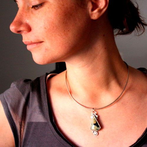 Quetzalcóatl, Aztec pyramid pendant in silver and rainforest jasper