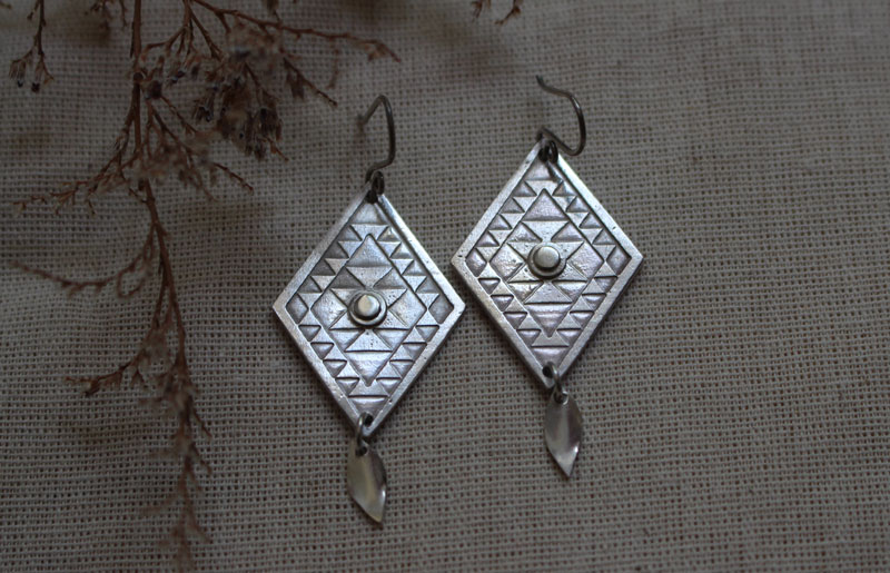 Quetzaly, mexican diamond earrings in silver