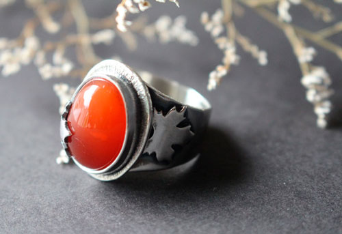 Red autumn leaf, maple leaf ring in silver and carnelian