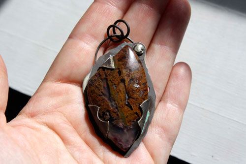 Rising tide, red seaweed pendant in silver and Maury Mountain agate