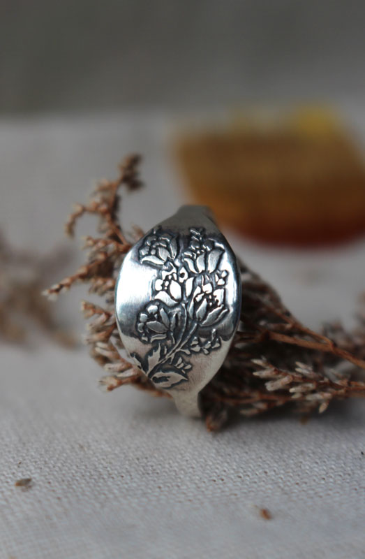 Rose garden, flower ring in sterling silver