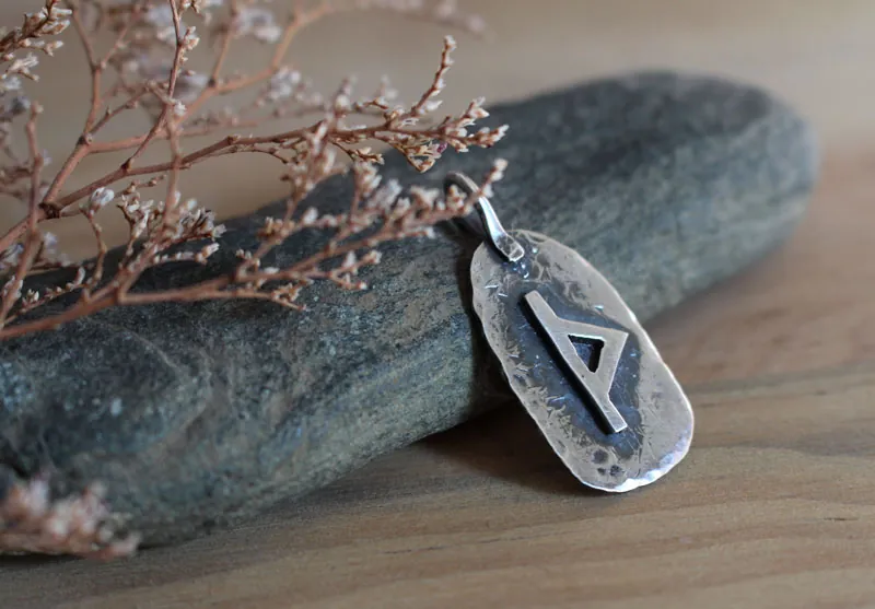 Rune, Celtic pendant in sterling silver