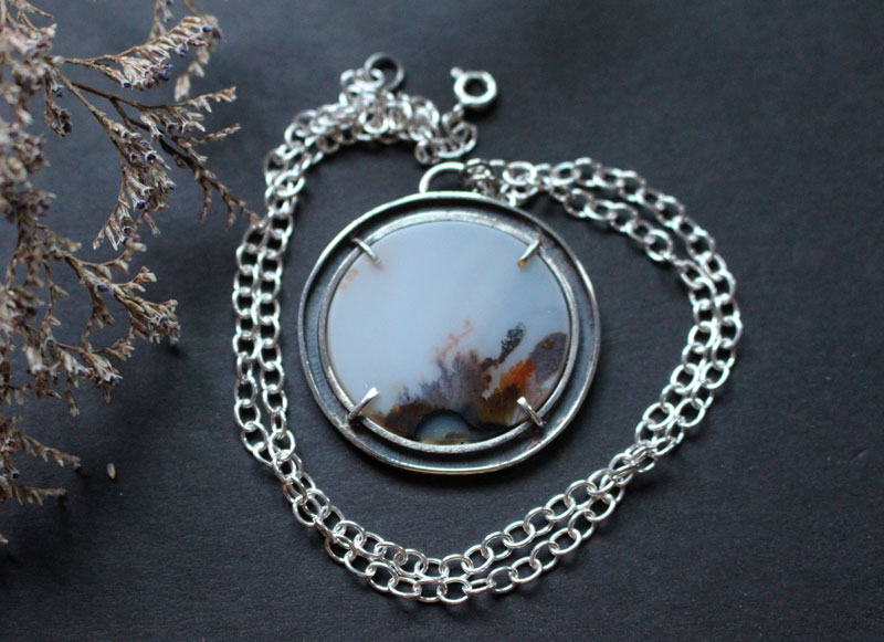 Rocked by the wind, meditative landscape necklace in silver and dendritic agate
