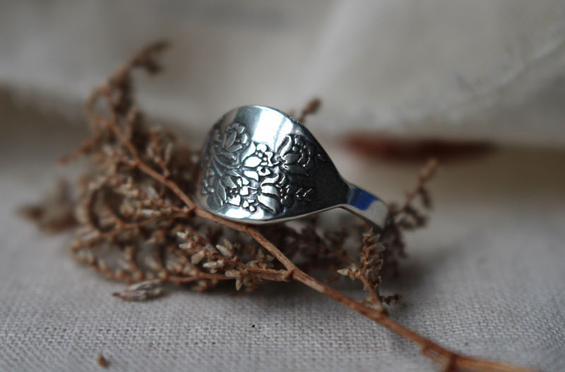 Rose garden, flower ring in sterling silver