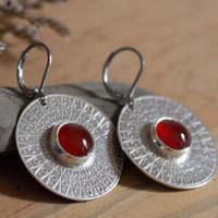 Solar disc, egyptian light earrings in silver and carnelian