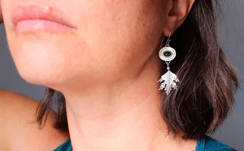 Spirit of the forest, Japanese Kodama earrings in silver and green tourmaline
