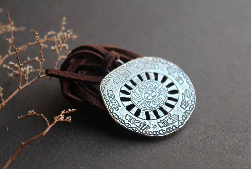 Spiro Mounds spider, Mississippi Native American necklace in silver