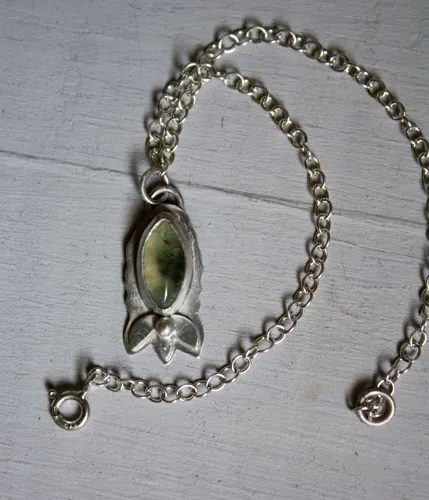 Spring flowers, botanical bracelet in sterling silver and prehnite