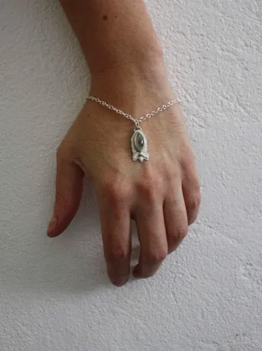 Spring flowers, botanical bracelet in sterling silver and prehnite