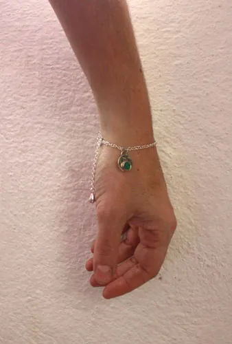 Spring rain, renewal bracelet in silver, moonstone and green agate