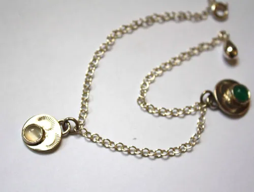 Spring rain, renewal bracelet in silver, moonstone and green agate