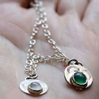 Spring rain, renewal bracelet in silver, moonstone and green agate