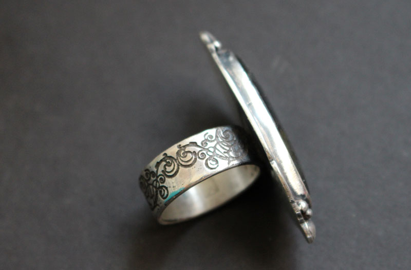 Storm sky, celestial mirror ring in sterling silver and labradorite