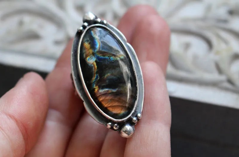 Storm sky, celestial mirror ring in sterling silver and labradorite