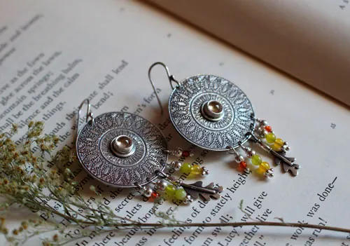 Sun petals, mandala earrings in silver, green agate, yellow agate, citrine and carnelian