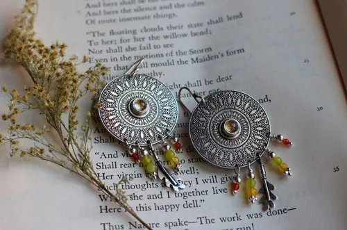 Sun petals, mandala earrings in silver, green agate, yellow agate, citrine and carnelian