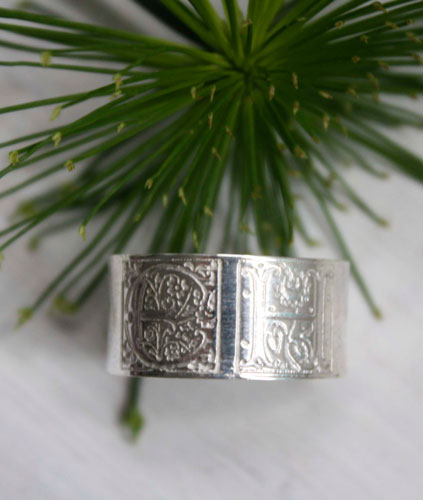 Sincere commitment, Medieval illuminated ring in sterling silver