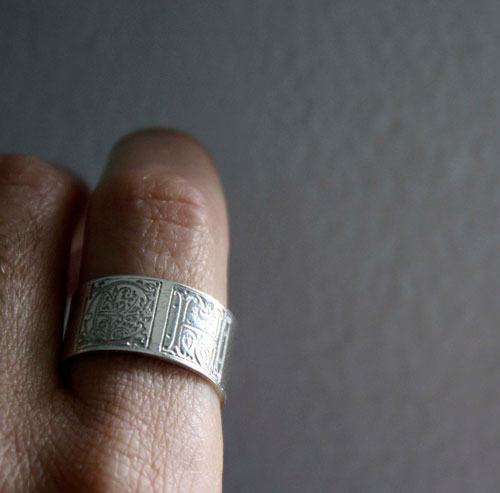 Sincere commitment, Medieval illuminated ring in sterling silver