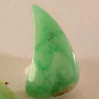 Chrysoprase C cabochon