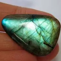 Labradorite I cabochon