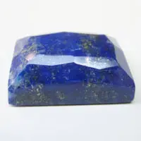 Lapis lazuli A cabochon