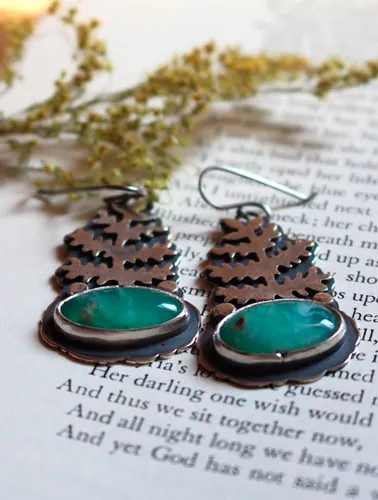 The awakening of the earth, Celtic fern earrings in silver and chrysoprase