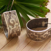 The cities of gold, Zapotec Pre-Hispanic earrings in silver