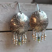 The dance of the butterflies, spring energy earrings in silver, green agate and apatite
