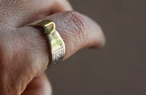 The druidess’s band, Celtic moon ring in silver and brass