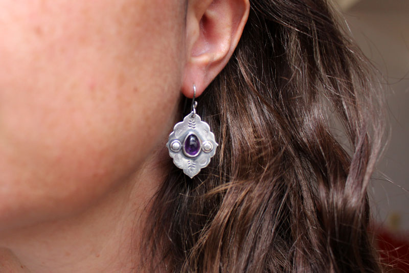 The evening star, Moorish architecture earrings in silver and amethyst