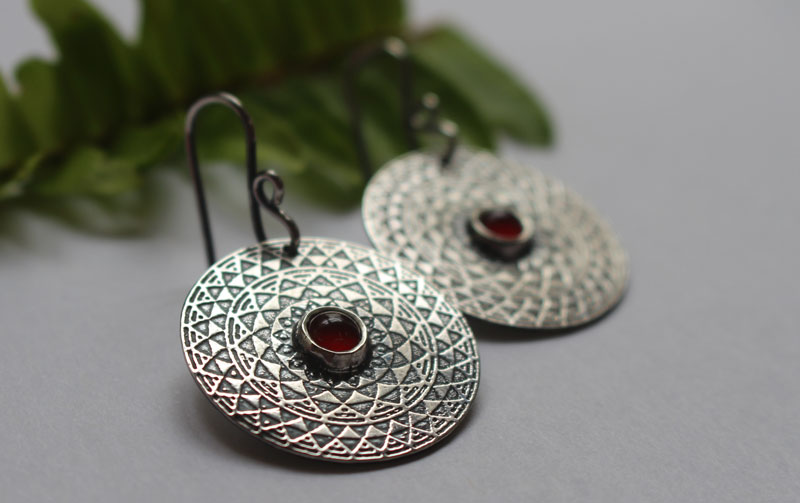 The fire, fiery mandala earrings in silver and carnelian