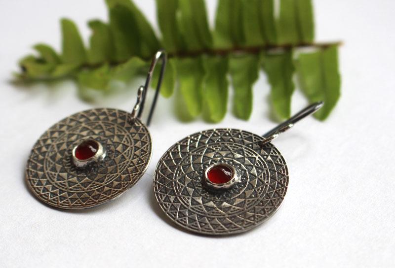 The fire, fiery mandala earrings in silver and carnelian