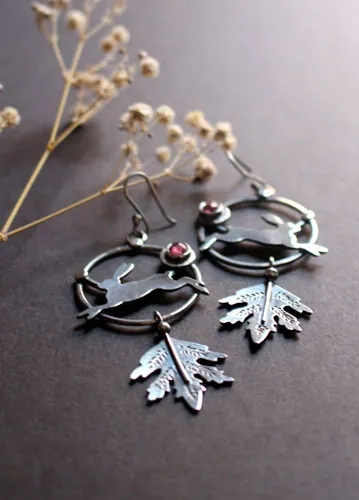 The hare of dawn, rustic earrings in silver and pink tourmaline