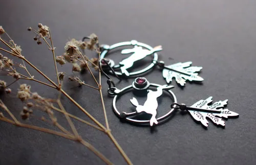 The hare of dawn, rustic earrings in silver and pink tourmaline
