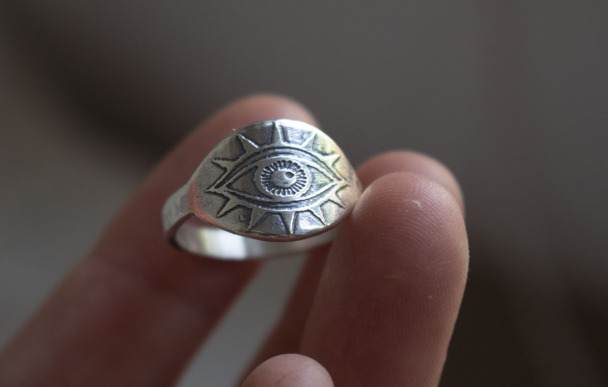 The lamp of the eye, light ring in sterling silver