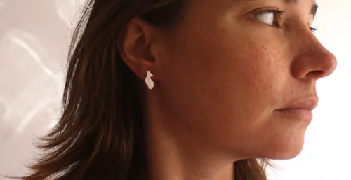 The little prince’s fox, Saint-Exupéry stud earrings in silver