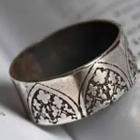 The Name of the Rose, Gothic ogive ring in sterling silver