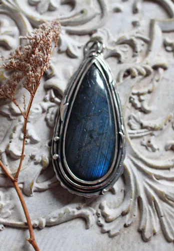 The same moon, romantic night sky pendant in silver and labradorite