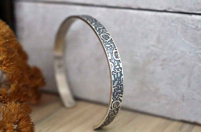 The scent of pomegranates, legendary fruit bracelet in silver