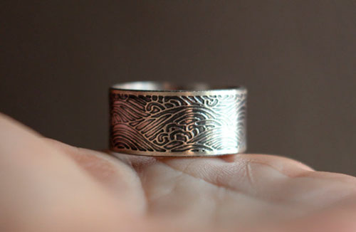 The sea, Japanese waves ring in sterling silver